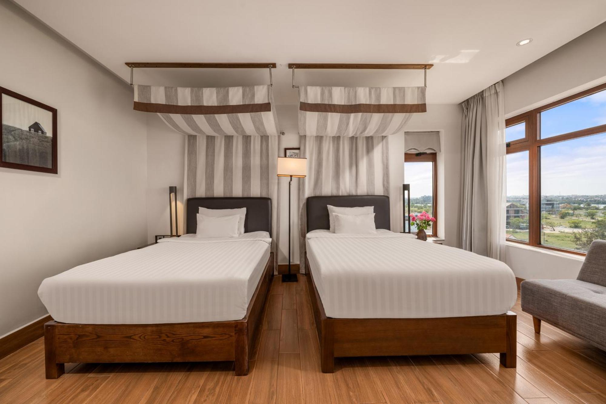 Hoi An Ocean Front Hotel מראה חיצוני תמונה