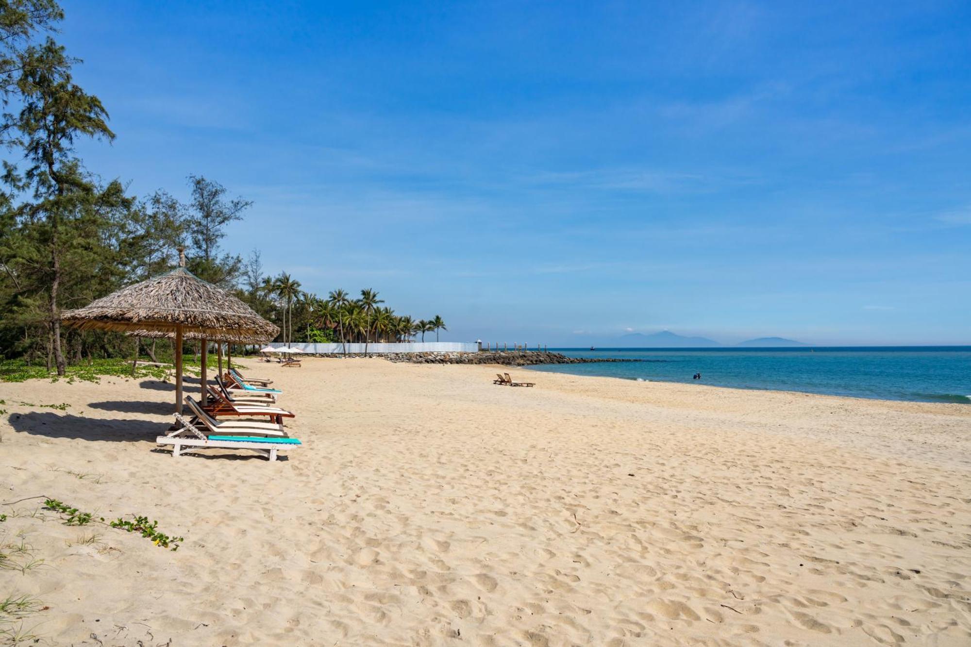 Hoi An Ocean Front Hotel מראה חיצוני תמונה