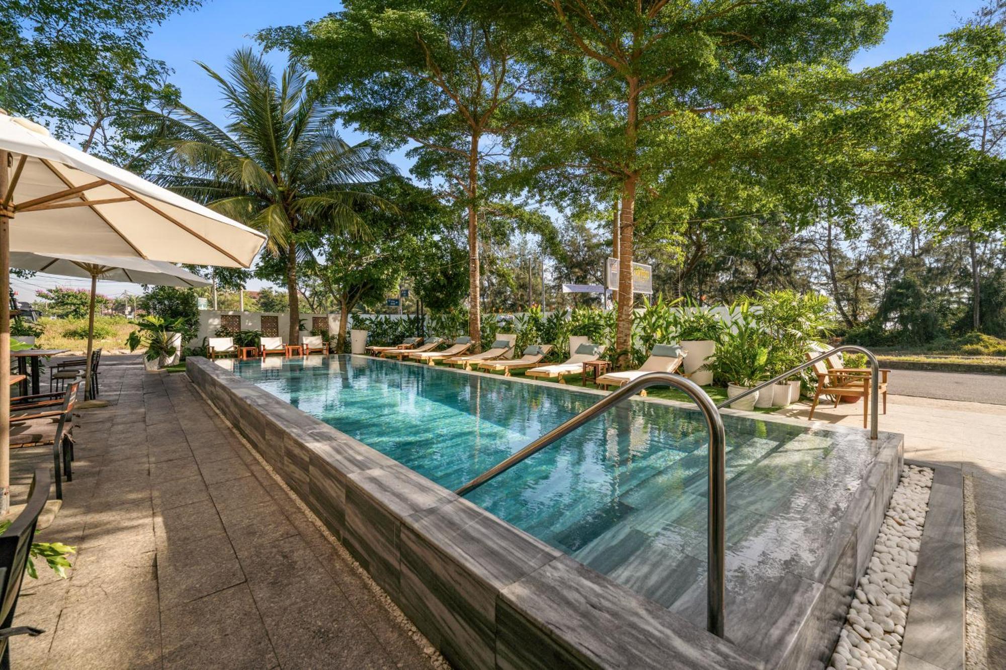 Hoi An Ocean Front Hotel מראה חיצוני תמונה